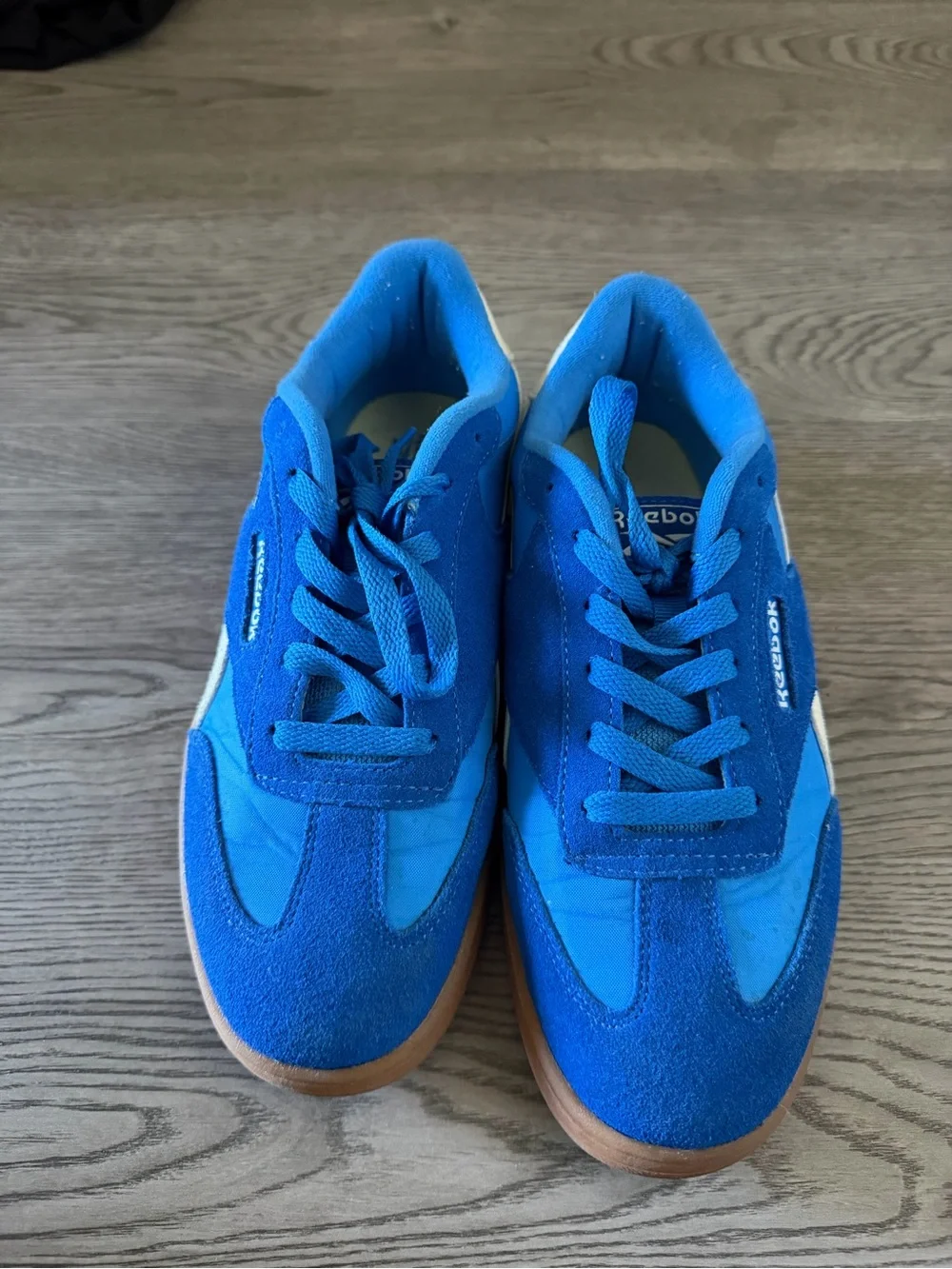 Reebok women Classic Blue Suede Sneakers